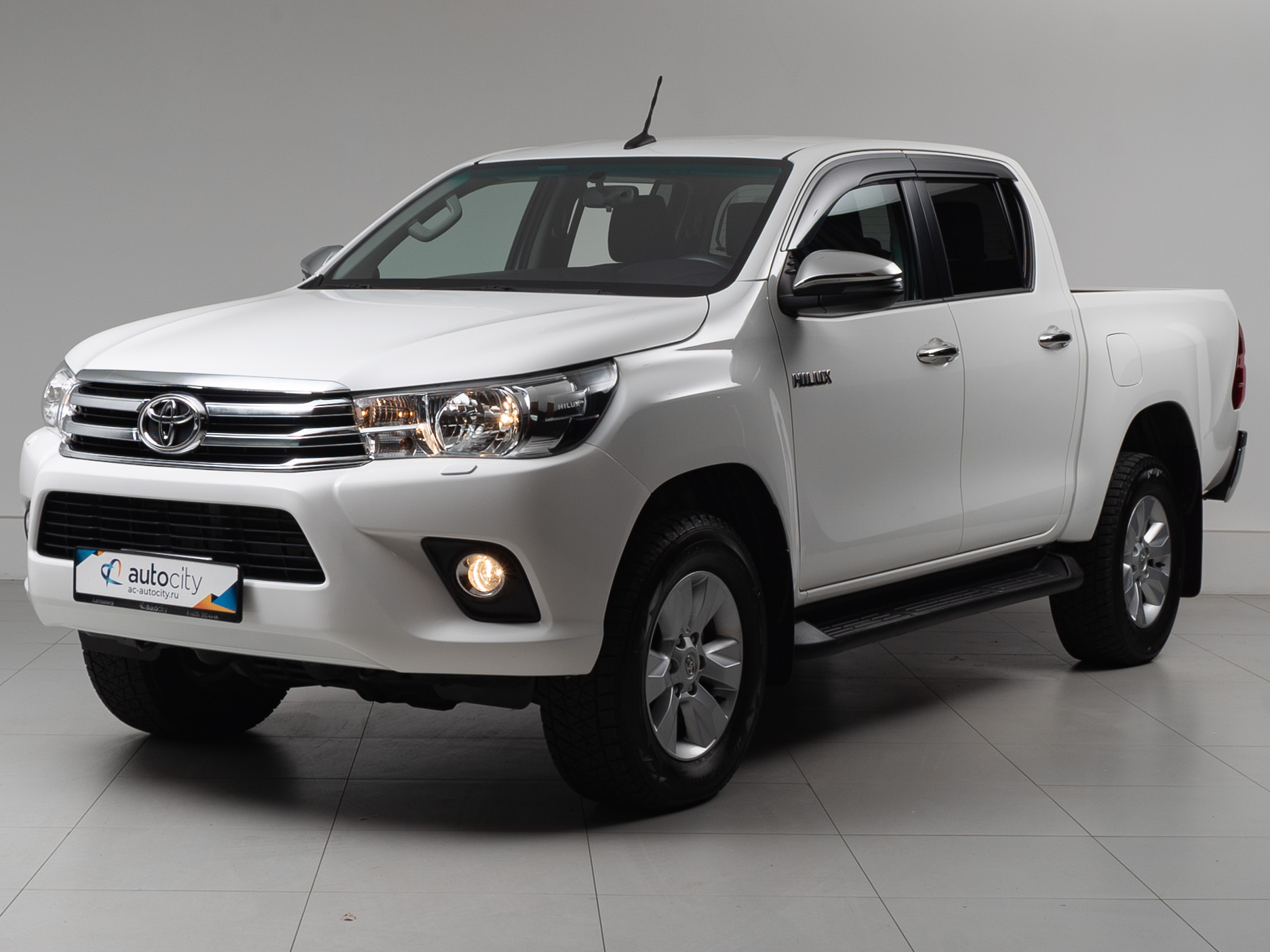 Toyota Hilux 2019. Тойота Хайлюкс 2019.