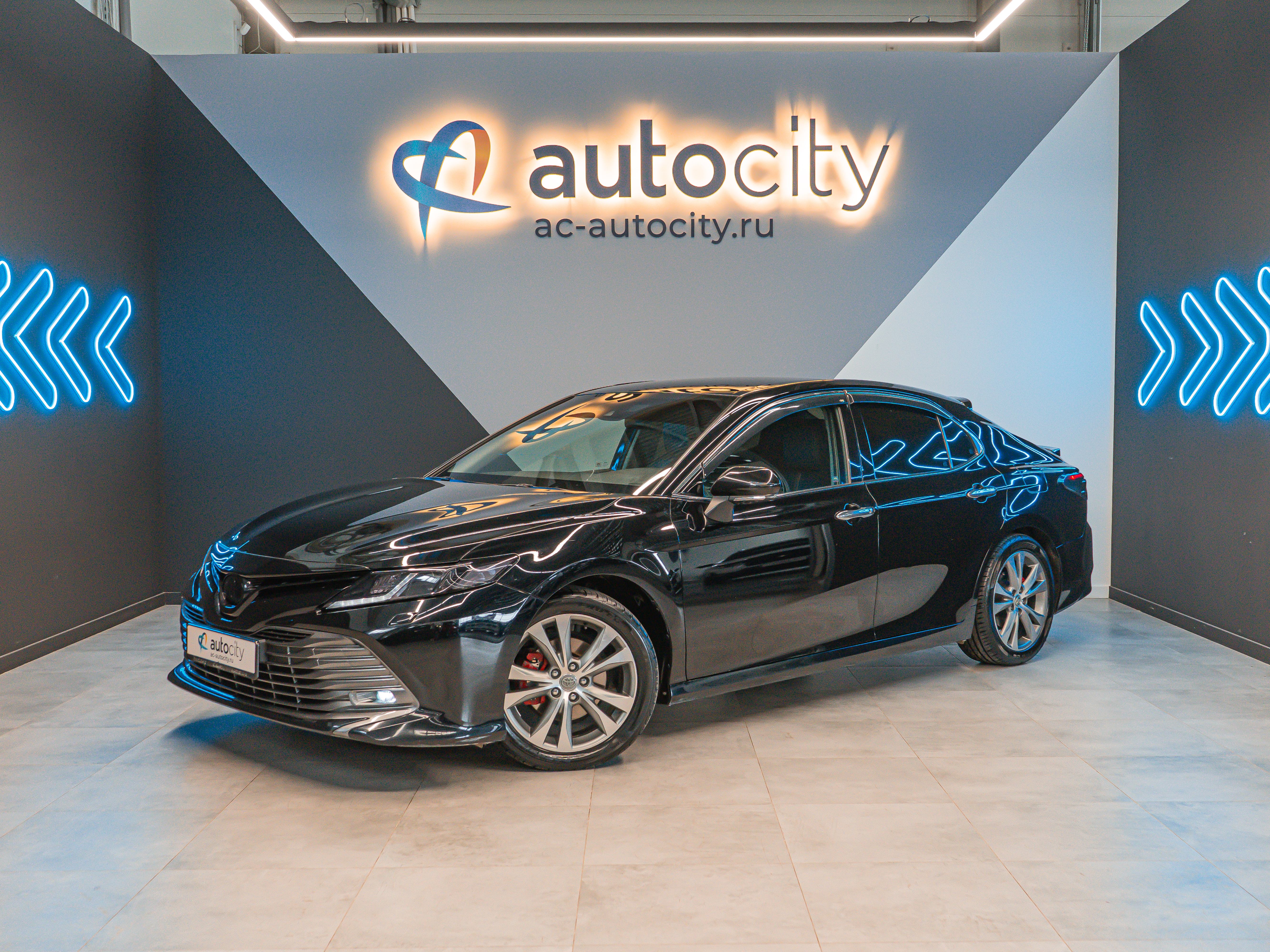 Toyota Camry, 2019