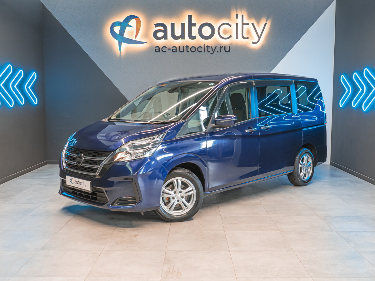 Авто Nissan Serena 2021 с пробегом 13 400 км, Новосибирск
