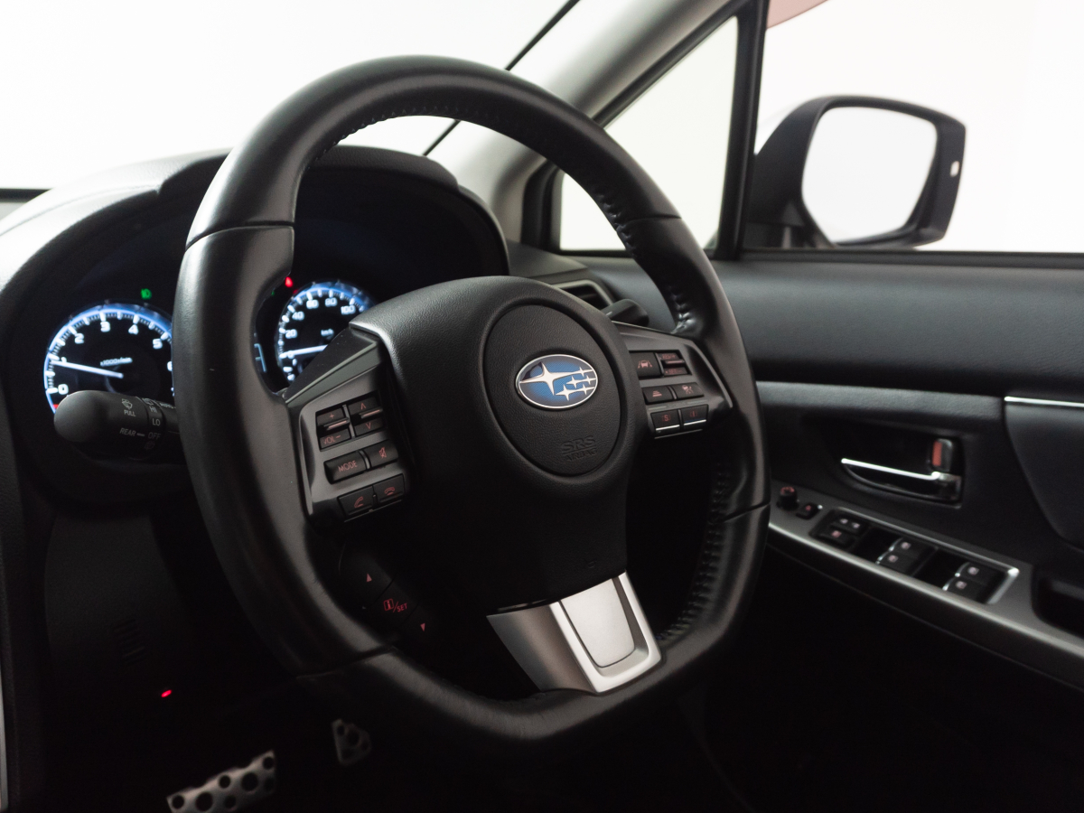 Subaru Levorg 2014, (Серый) с пробегом 179 000 км во Владивостоке