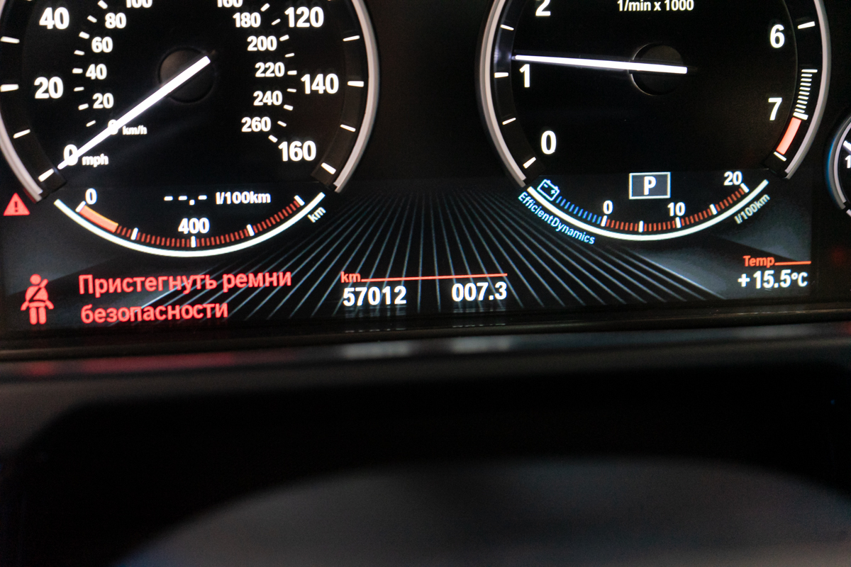 BMW X5 2016, (Серый) с пробегом 57 012 км в Новосибирске