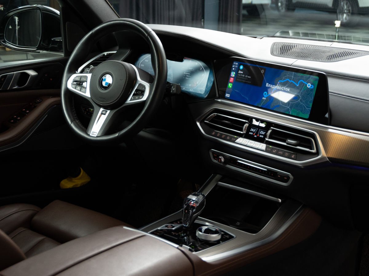 BMW X5 2019, (Синий ) с пробегом 45 000 км во Владивостоке