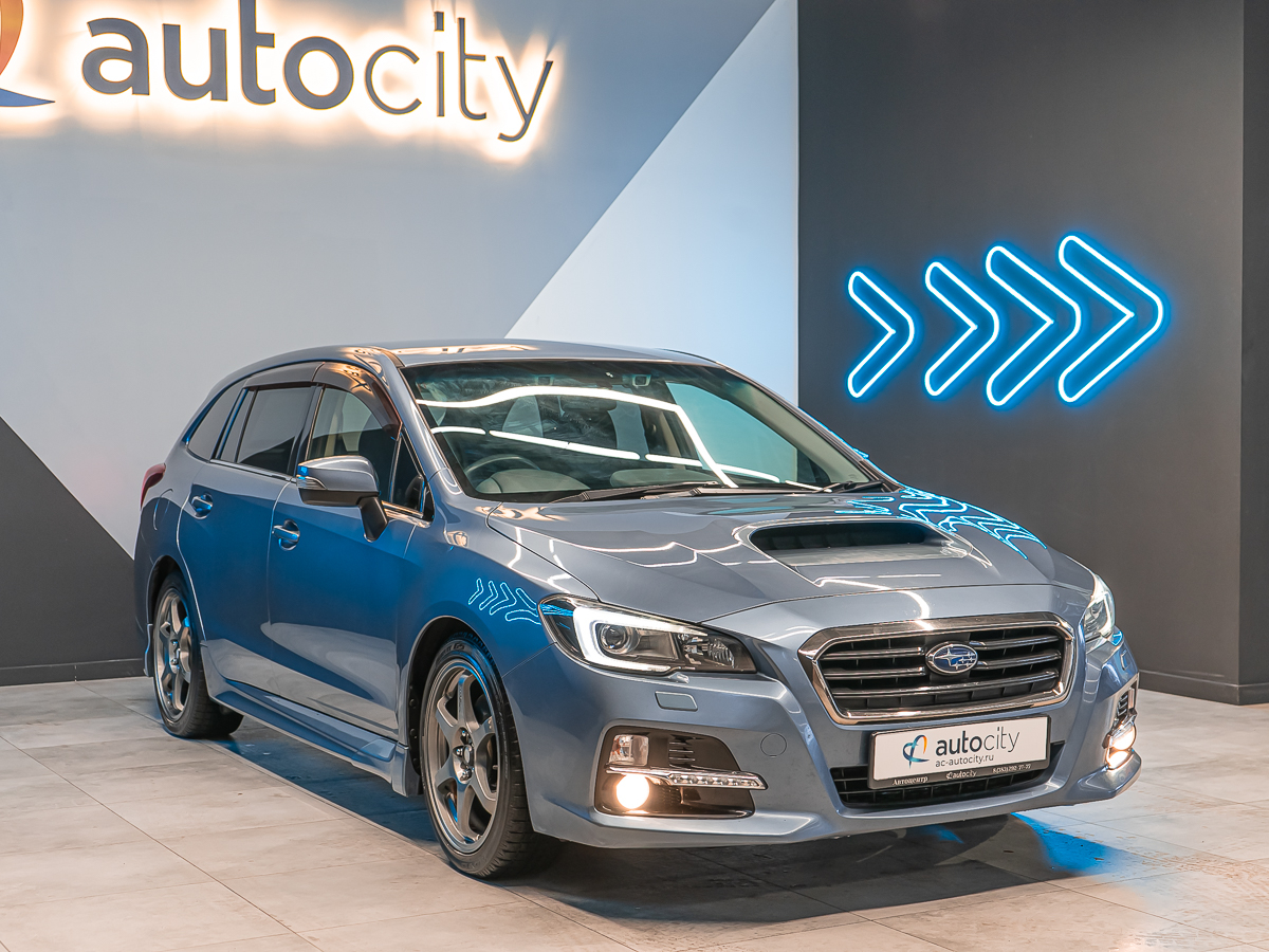 Subaru Levorg 2014, (Синий ) с пробегом 141 800 км в Новосибирске