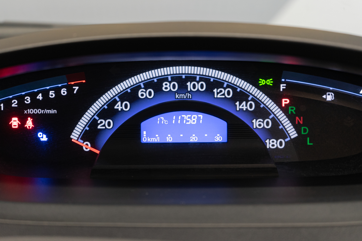 Honda Freed 2011, (Синий) с пробегом 117 587 км в Новосибирске