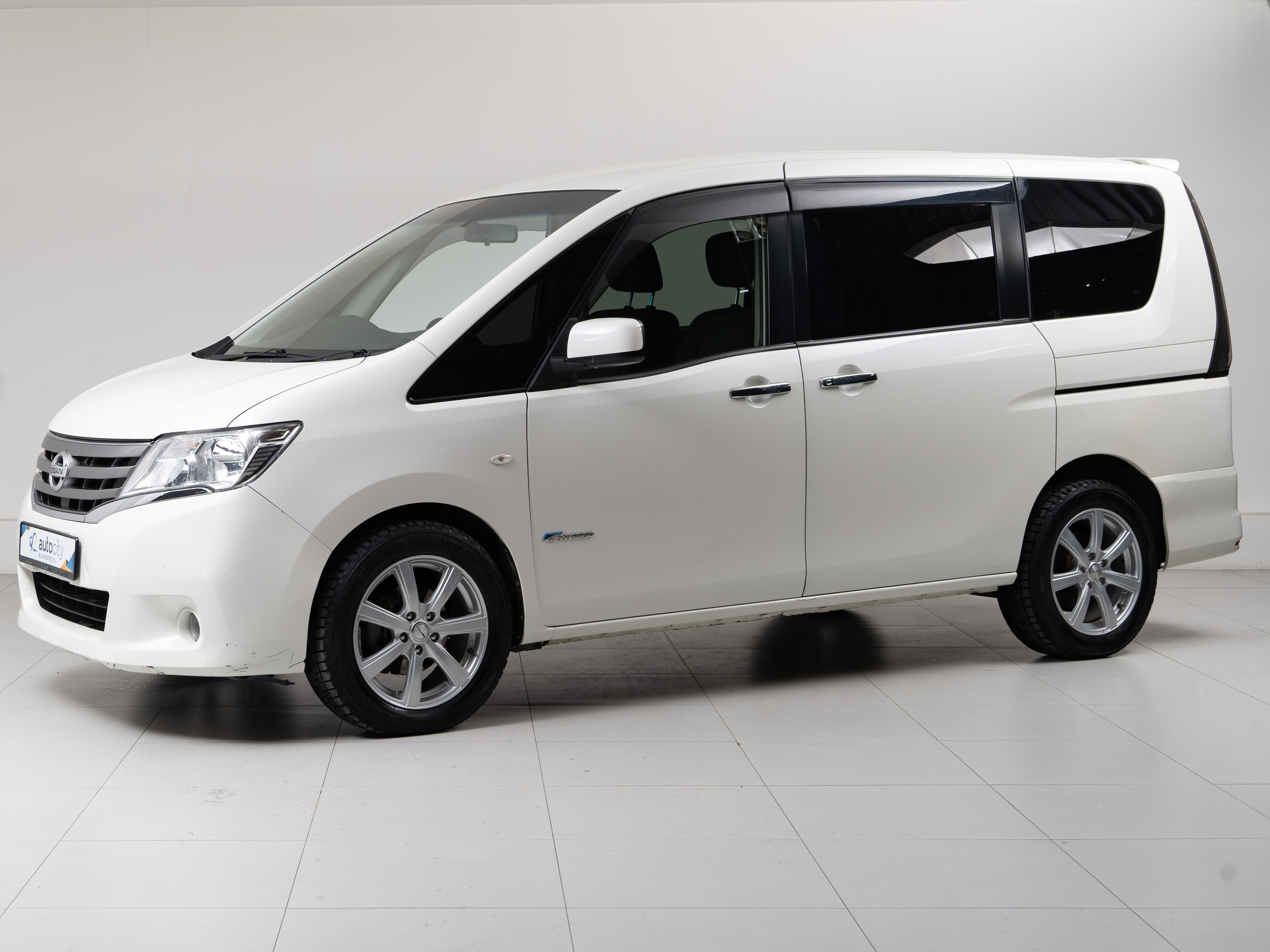Авто Nissan SERENA 2012 с пробегом 203 141 км, Владивосток